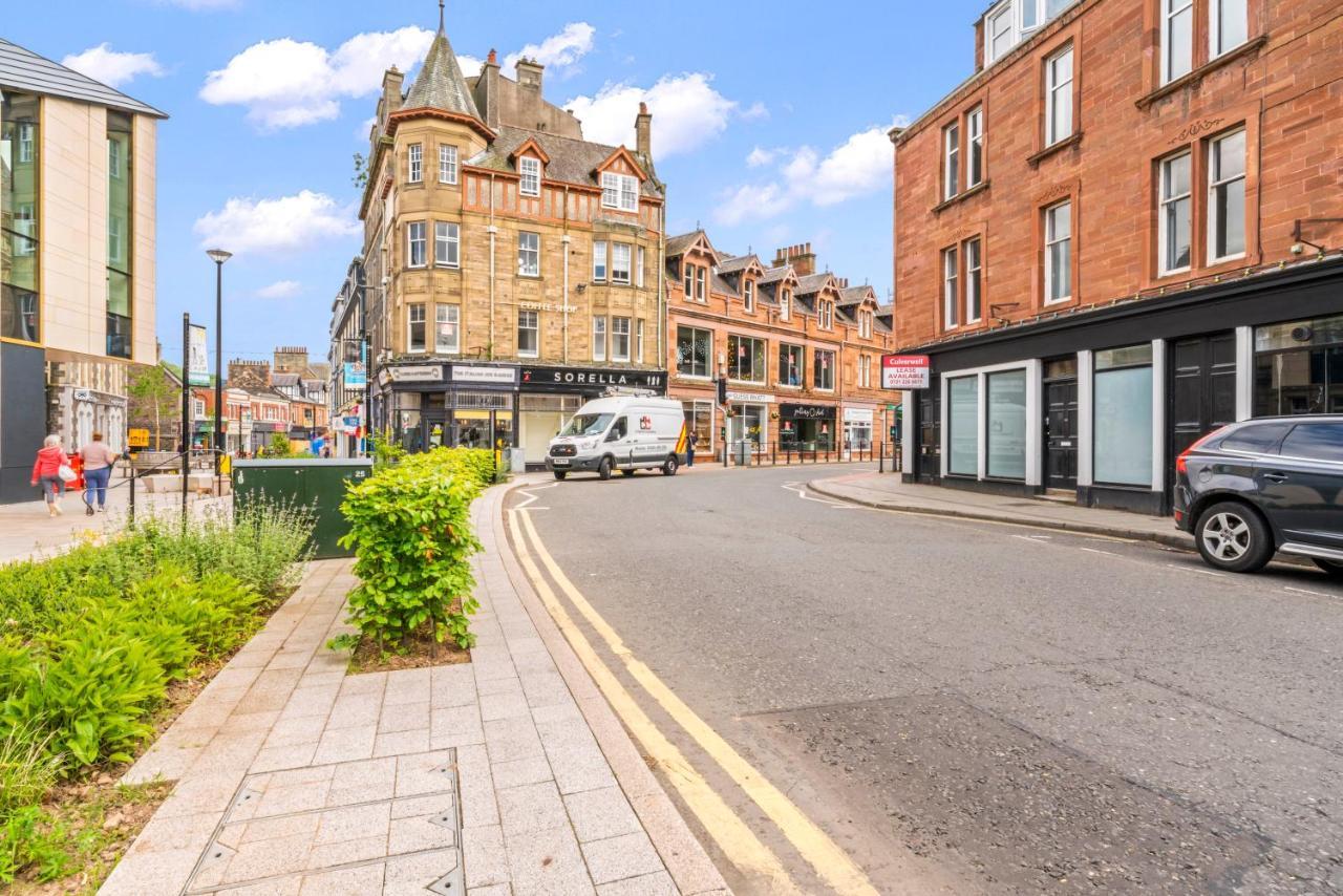 Stylish 4 Bed-Town Centre Apartment Galashiels Exterior photo